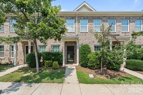 1209 Skywatch Lane #121