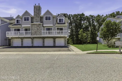 1103 Scarlet Oak Avenue #1103