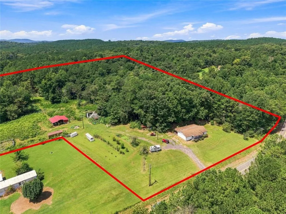 2820 Quarles Road Rocky Face, GA 30740