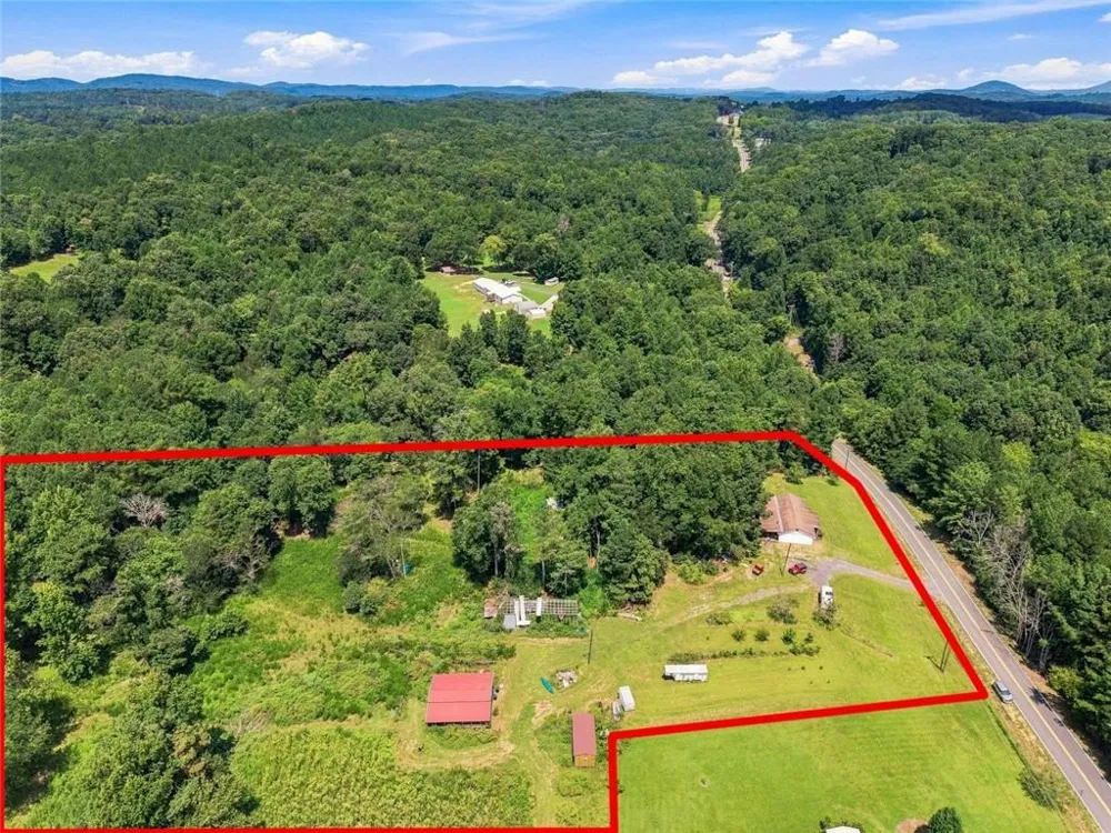 2820 Quarles Road Rocky Face, GA 30740