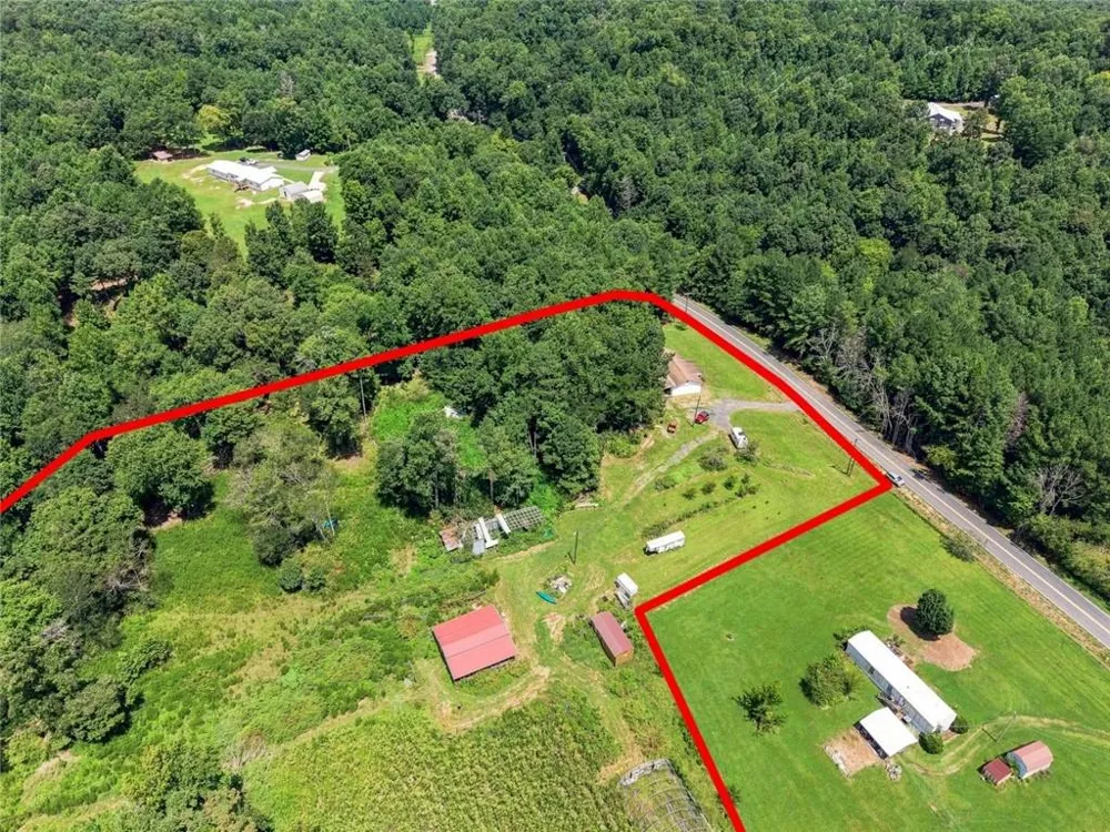 2820 Quarles Road Rocky Face, GA 30740