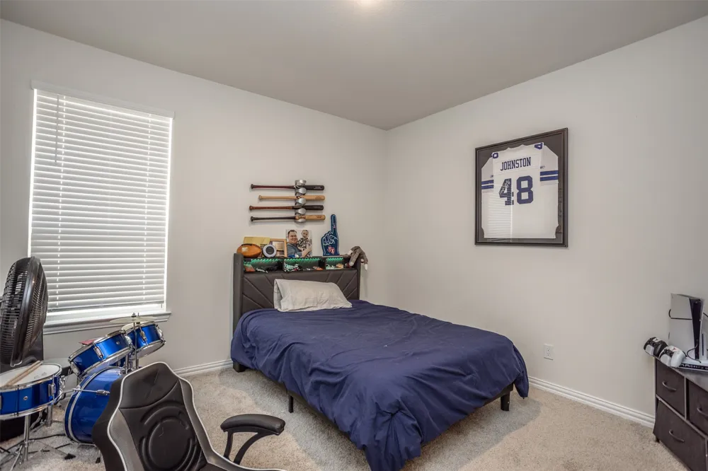 3520 Austin Street Gainesville, TX 76240