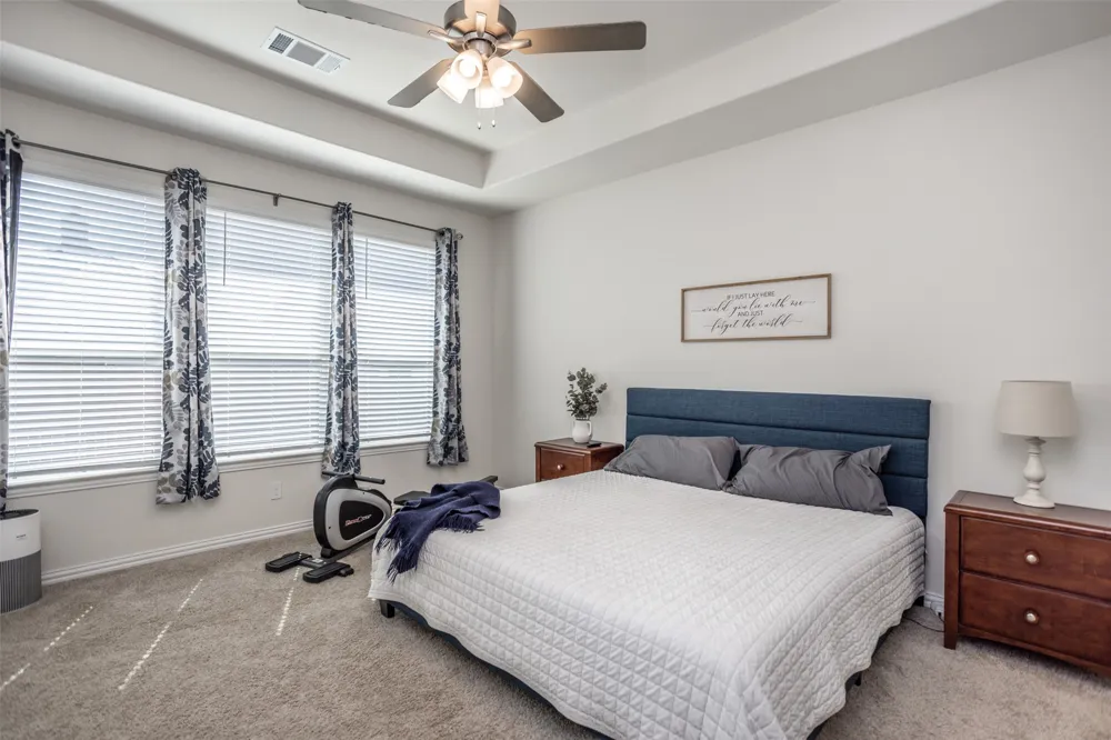 3520 Austin Street Gainesville, TX 76240