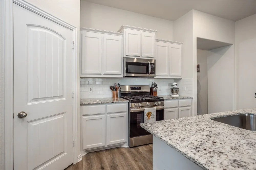 3520 Austin Street Gainesville, TX 76240
