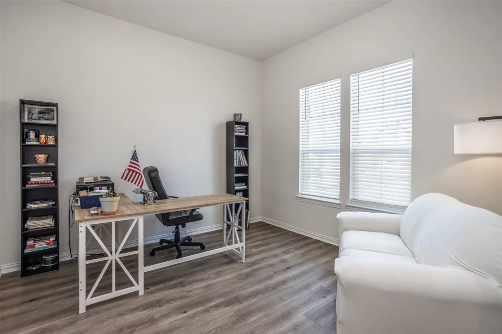 3520 Austin Street Gainesville, TX 76240