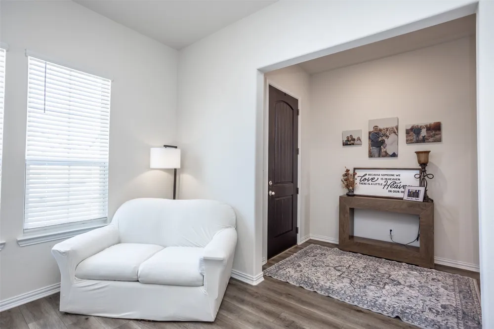 3520 Austin Street Gainesville, TX 76240