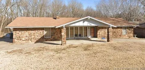 723 W Mary Lynn Drive