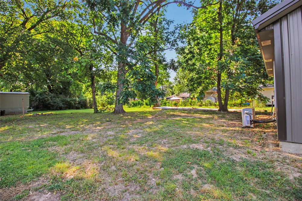 1415 S Locust Avenue Westville, OK 74965
