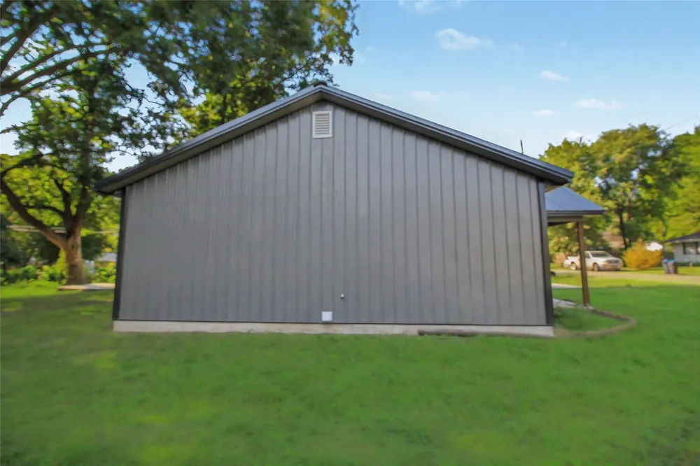 1415 S Locust Avenue Westville, OK 74965