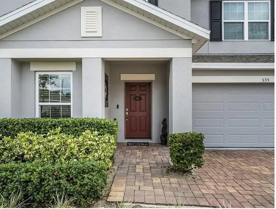 535 DARSHIRE AVENUE Eustis, FL 32736