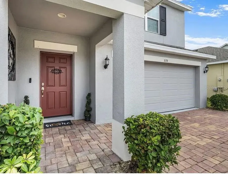 535 DARSHIRE AVENUE Eustis, FL 32736