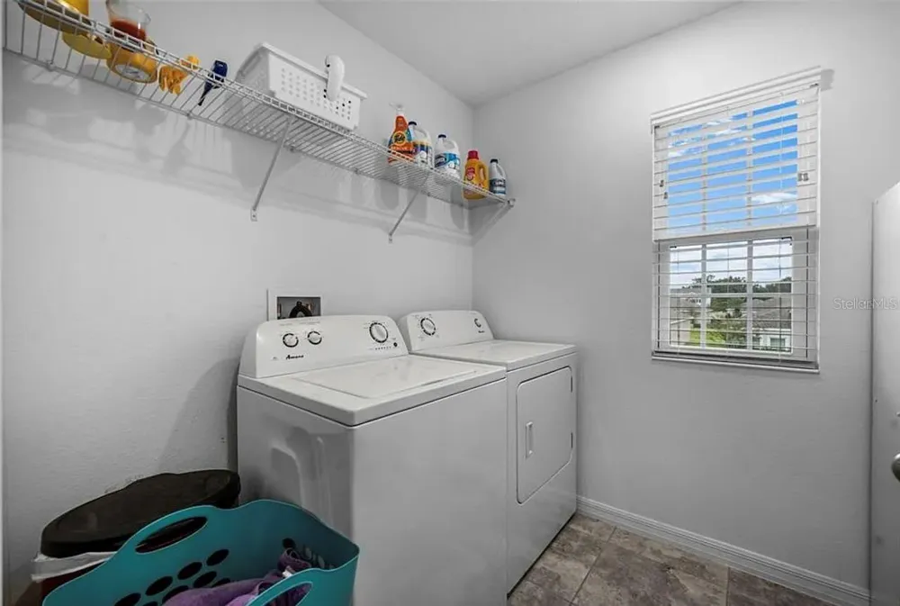 535 DARSHIRE AVENUE Eustis, FL 32736