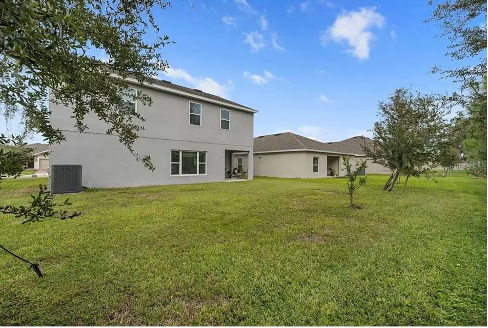 535 DARSHIRE AVENUE Eustis, FL 32736
