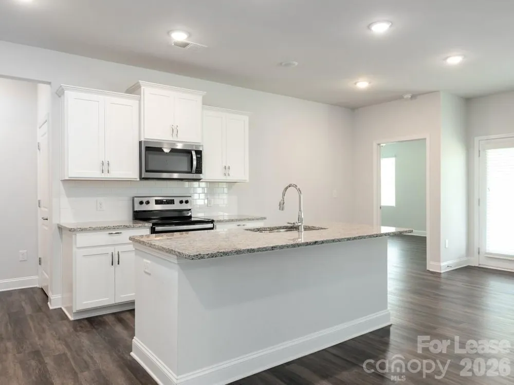 4512 Grove Manor Drive Waxhaw, NC 28173