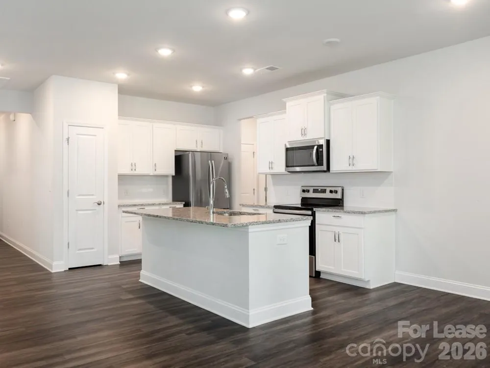 4512 Grove Manor Drive Waxhaw, NC 28173