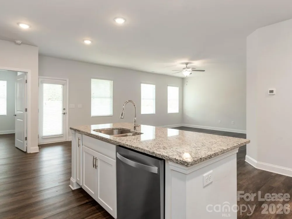 4512 Grove Manor Drive Waxhaw, NC 28173