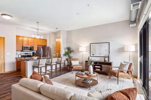 4525 Park Commons Dr #205