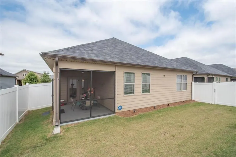 531 Carleton Place Locust Grove, GA 30248