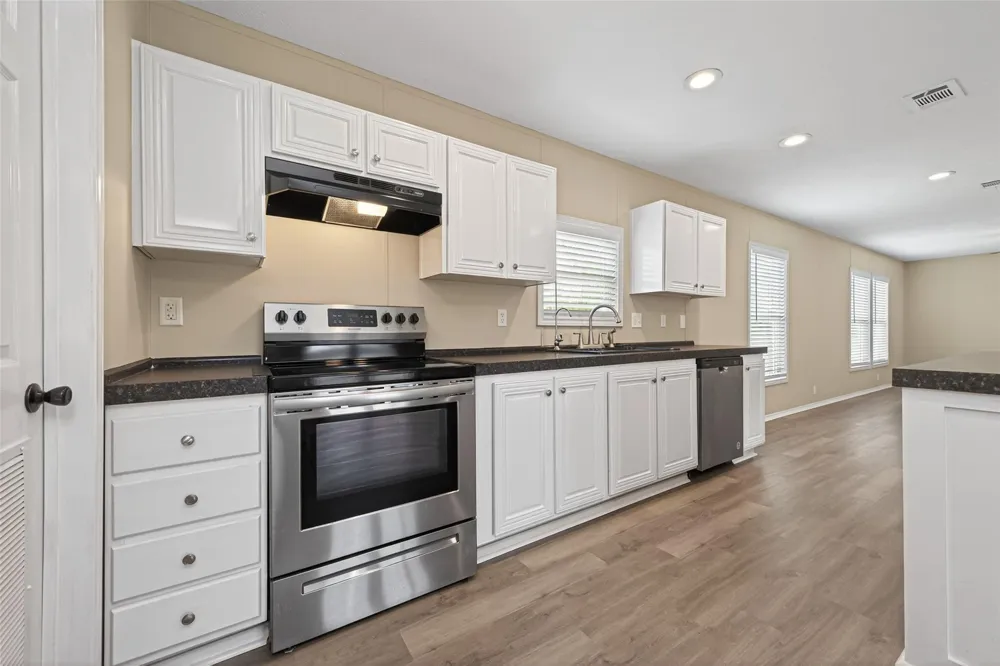 15933 W Relza Drive Splendora, TX 77372