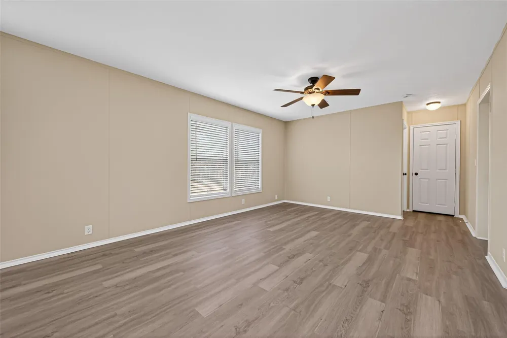 15933 W Relza Drive Splendora, TX 77372