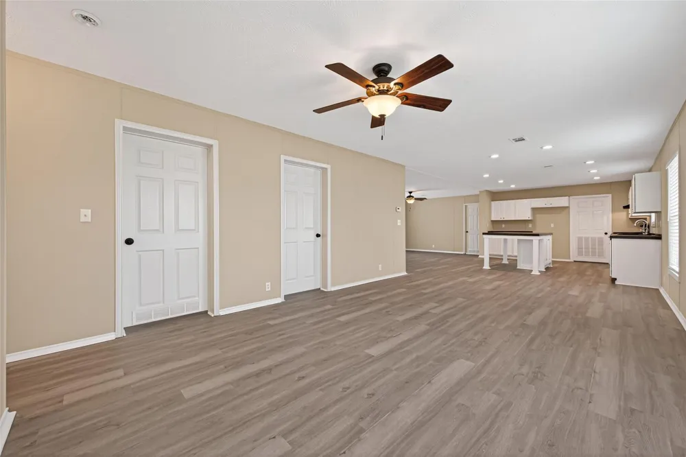 15933 W Relza Drive Splendora, TX 77372