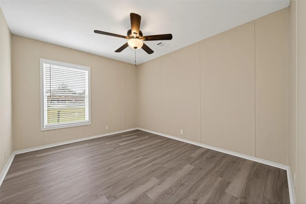 15933 W Relza Drive Splendora, TX 77372