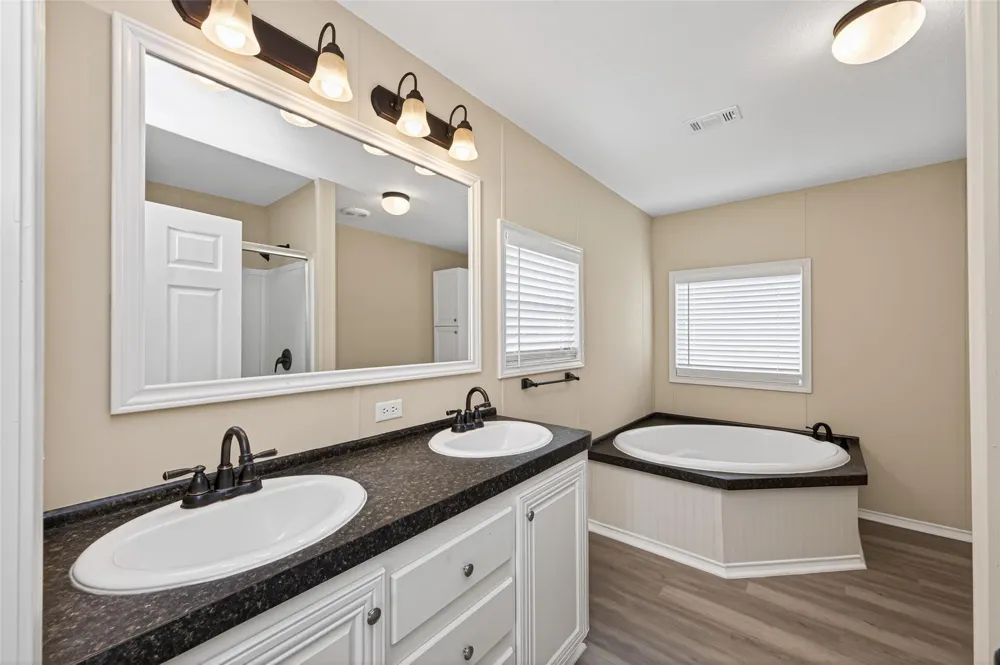 15933 W Relza Drive Splendora, TX 77372