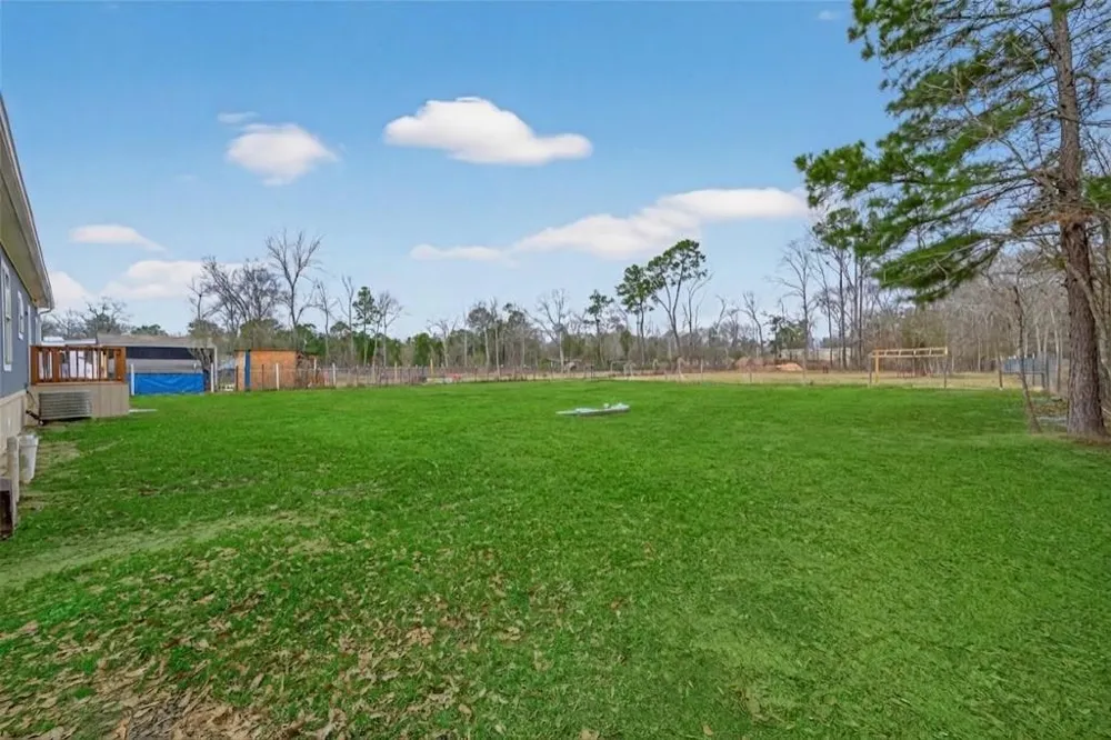 15933 W Relza Drive Splendora, TX 77372