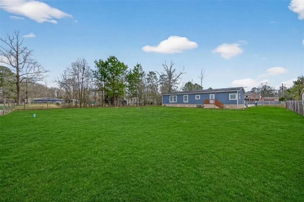 15933 W Relza Drive Splendora, TX 77372