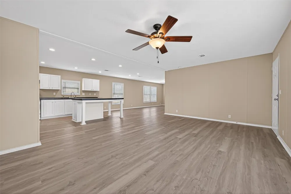 15933 W Relza Drive Splendora, TX 77372