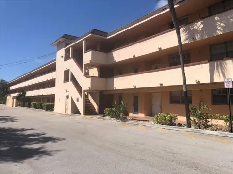 4500 FEDERAL Highway #356G