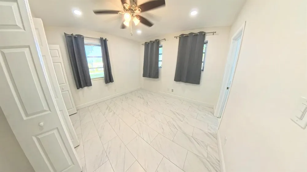 341 HENTHORNE DRIVE Palm Springs, FL 33461