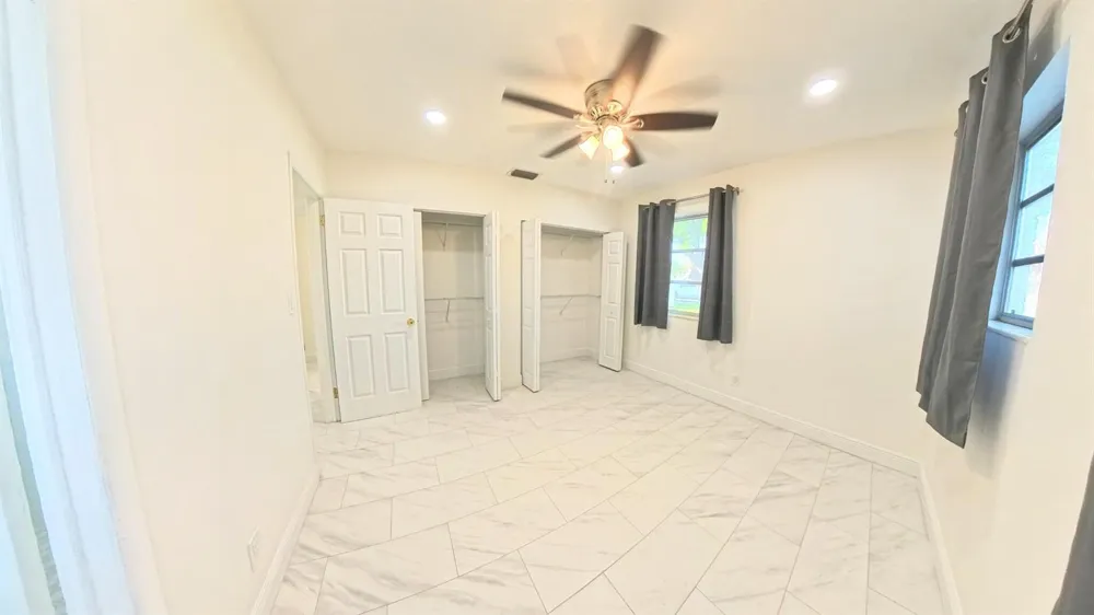 341 HENTHORNE DRIVE Palm Springs, FL 33461