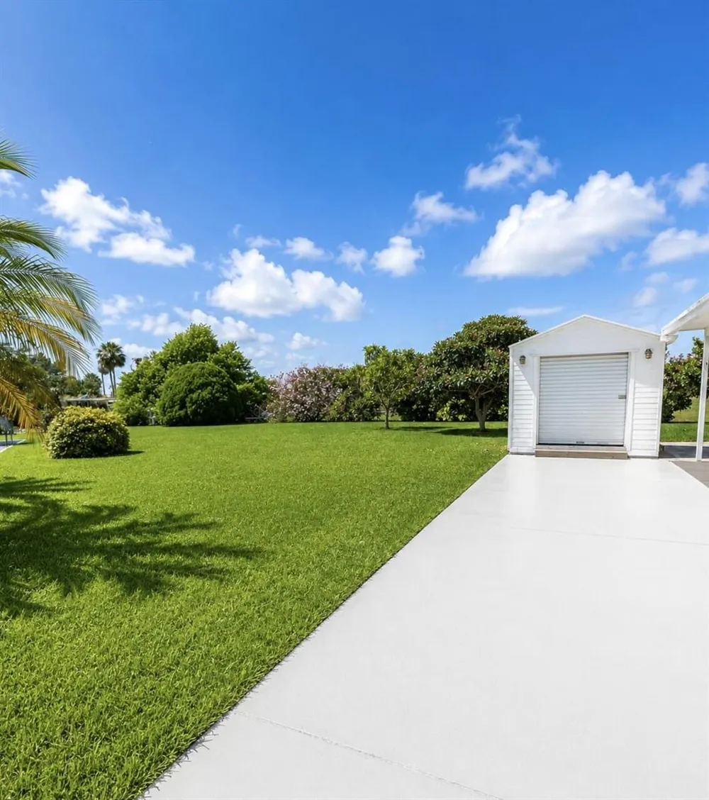 1601 US HIGHWAY 441 SE #61 Okeechobee, FL 34974