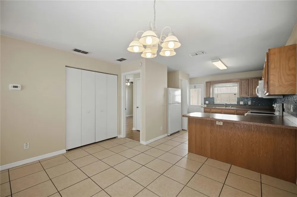 3630 NE 8TH PLACE #203 ocala, FL 34470