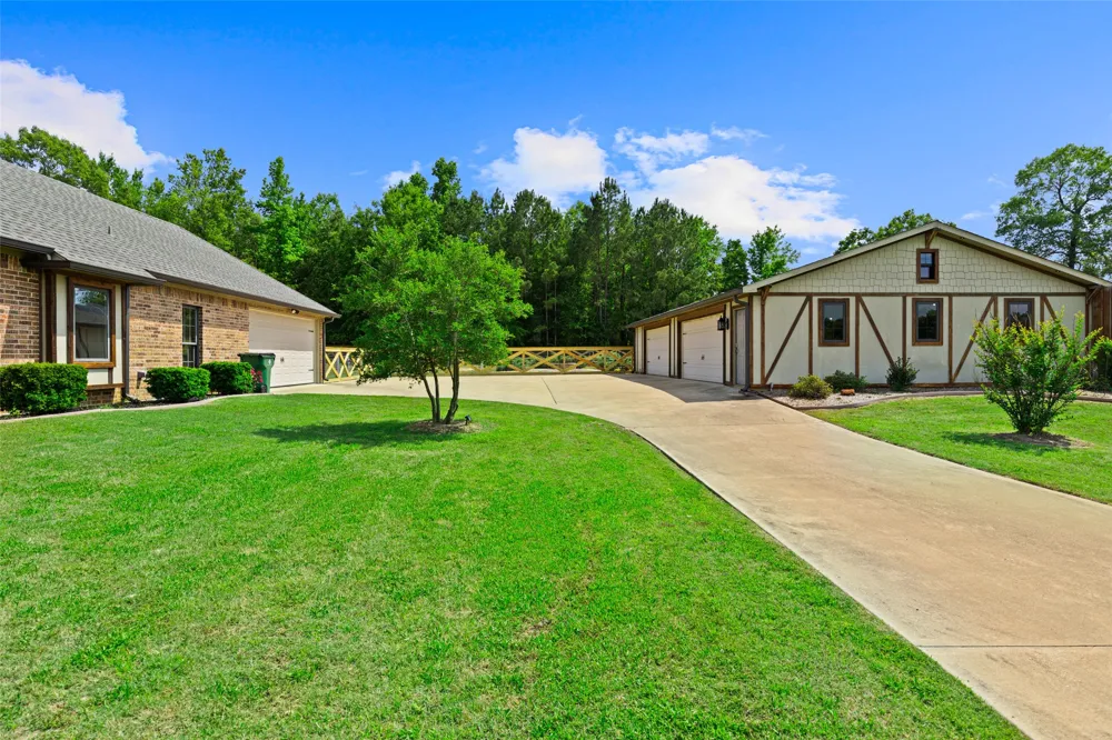 145 Deerfield Road Longview, TX 75605