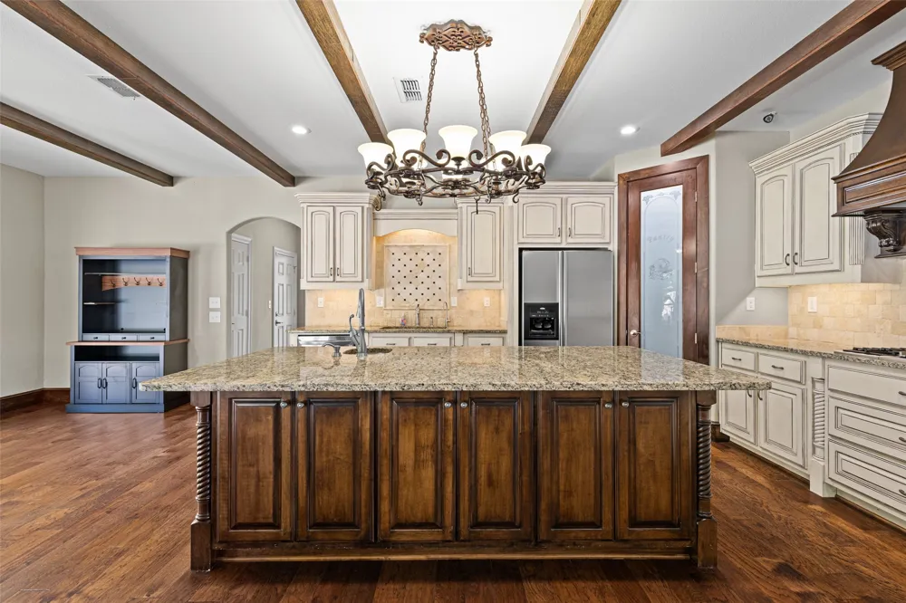 145 Deerfield Road Longview, TX 75605