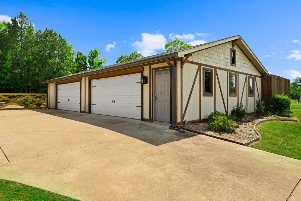 145 Deerfield Road Longview, TX 75605
