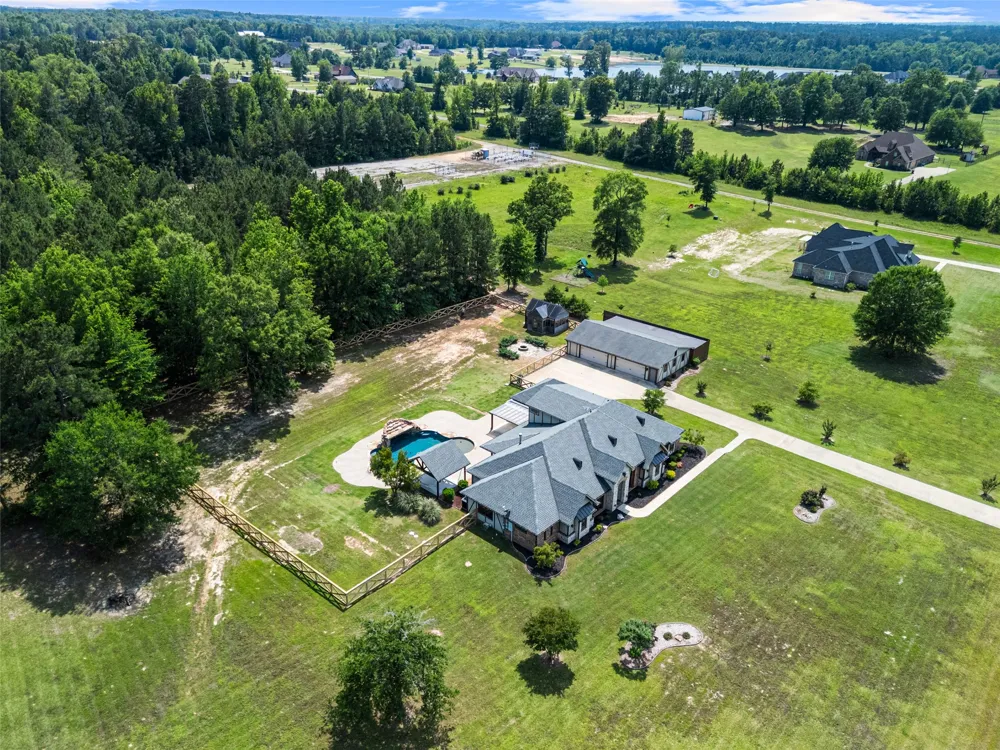145 Deerfield Road Longview, TX 75605