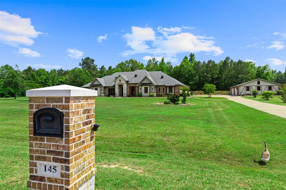 145 Deerfield Road Longview, TX 75605
