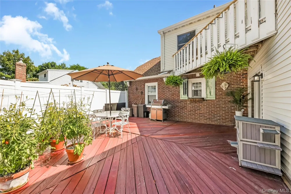 83 Village Line Road Babylon, NY 11702