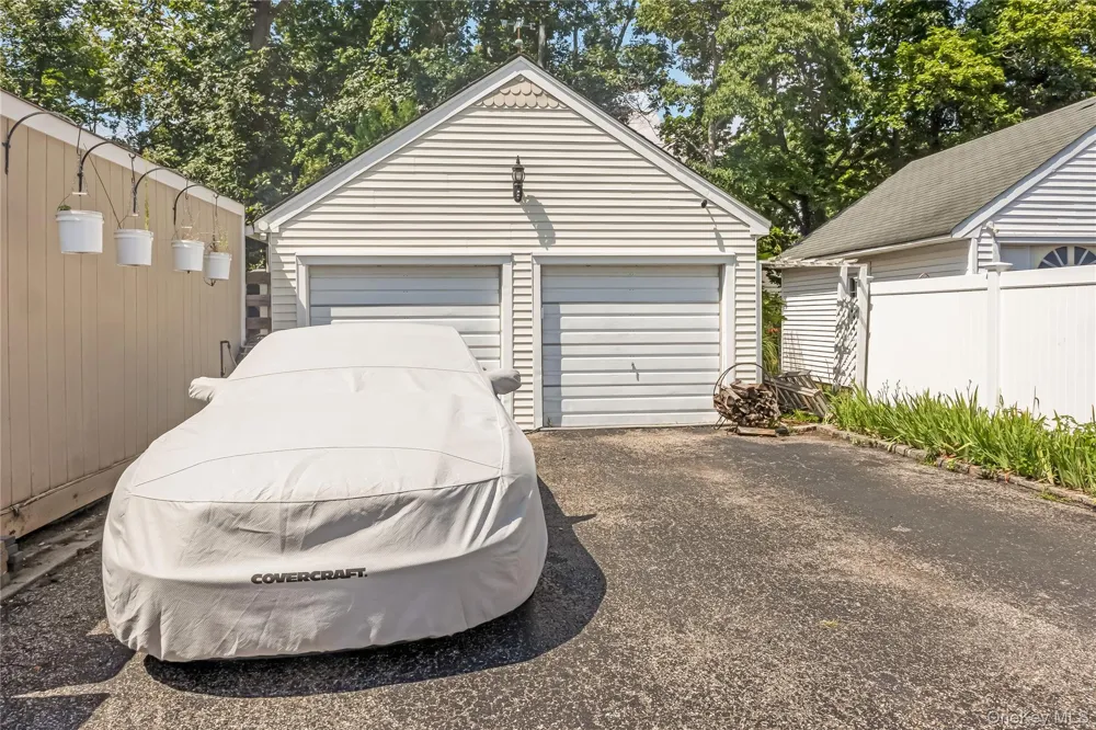 83 Village Line Road Babylon, NY 11702