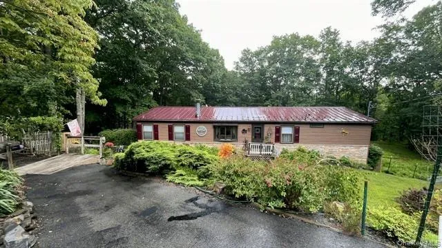 231 Traverse Road Other, PA 18328
