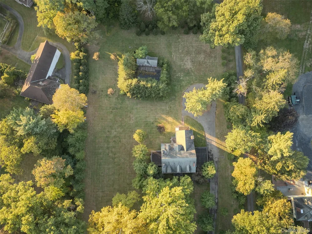63 Colonial Avenue Warwick, NY 10990