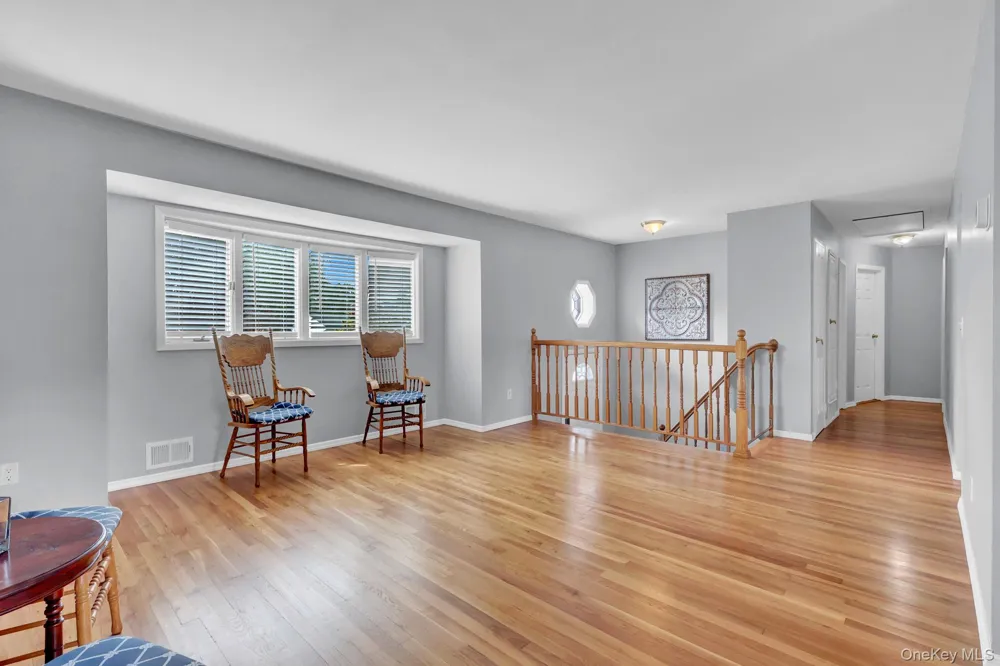 727 Peter Paul Drive West Islip, NY 11795
