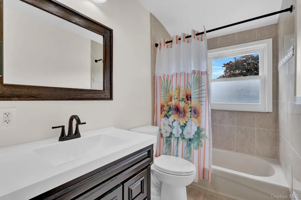 727 Peter Paul Drive West Islip, NY 11795