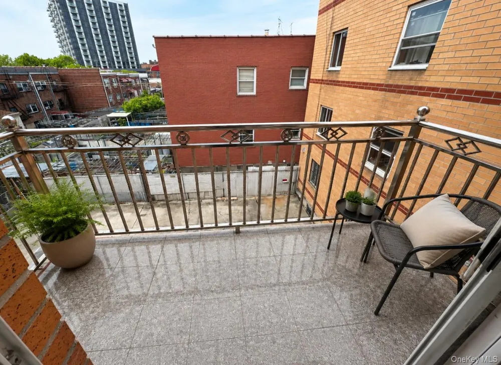 5308 90th Street #3B Elmhurst, NY 11373
