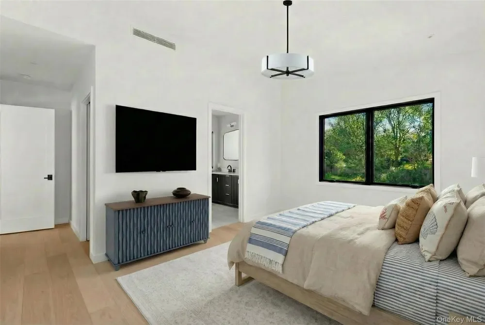 25 S Duncan Drive Montauk, NY 11954
