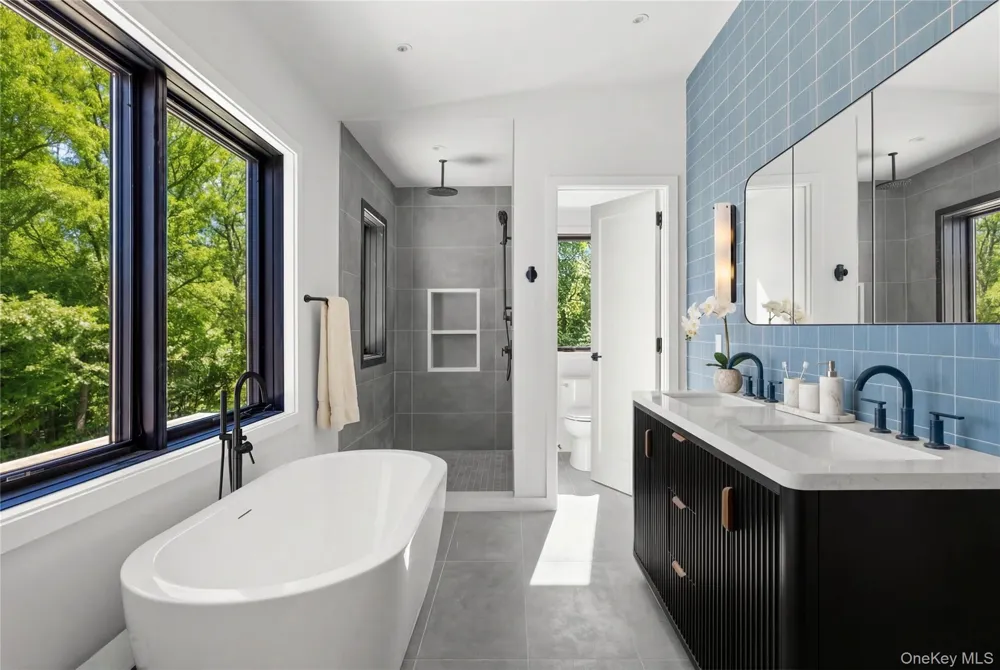 25 S Duncan Drive Montauk, NY 11954