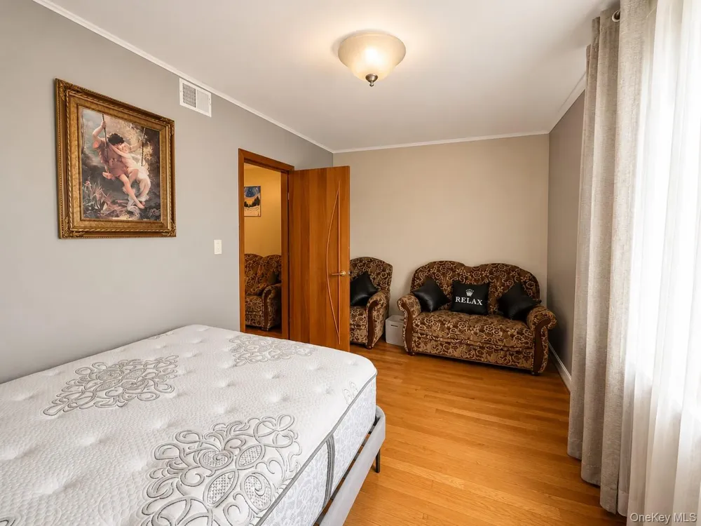 822 Dean Avenue Bronx, NY 10465